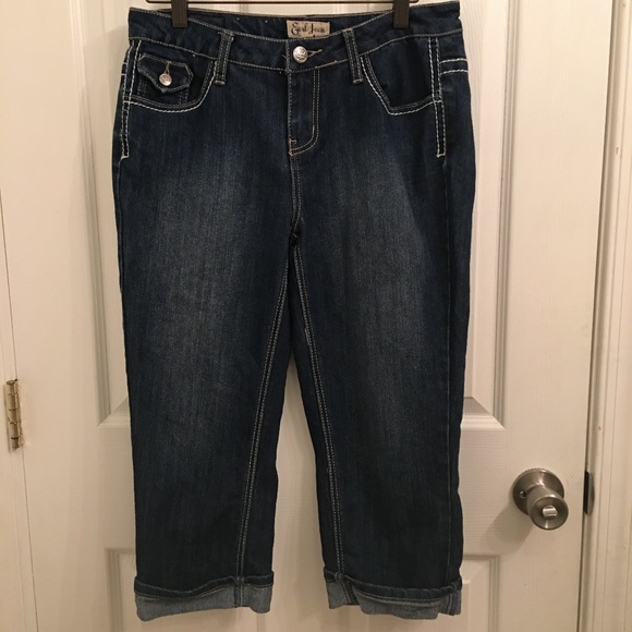 Earl Jean Cuffed Beaded Flapped Pockets Capri sz 6 - Picture 2 of 8